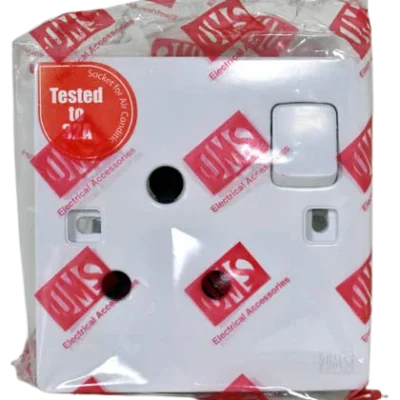 3 Pin 15A 250V White Color multi-socket light switch socket UMS Brand